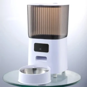 Smart Pet Feeder with Camera - 5L Auto Cat & Dog Feeder, App Remote Control
